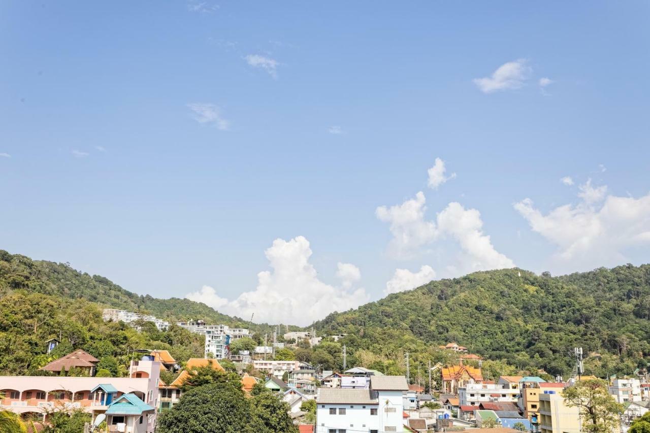 White Sky Boutique Hotel Patong Exterior photo